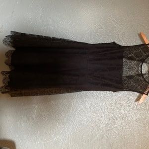 Shara Lace Dress